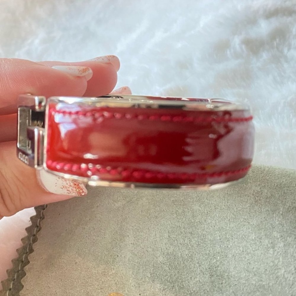 Gucci G Luxury Jewelry Metal Bracelet Cuff in Silver and Red includes COA - Picture 7 of 13